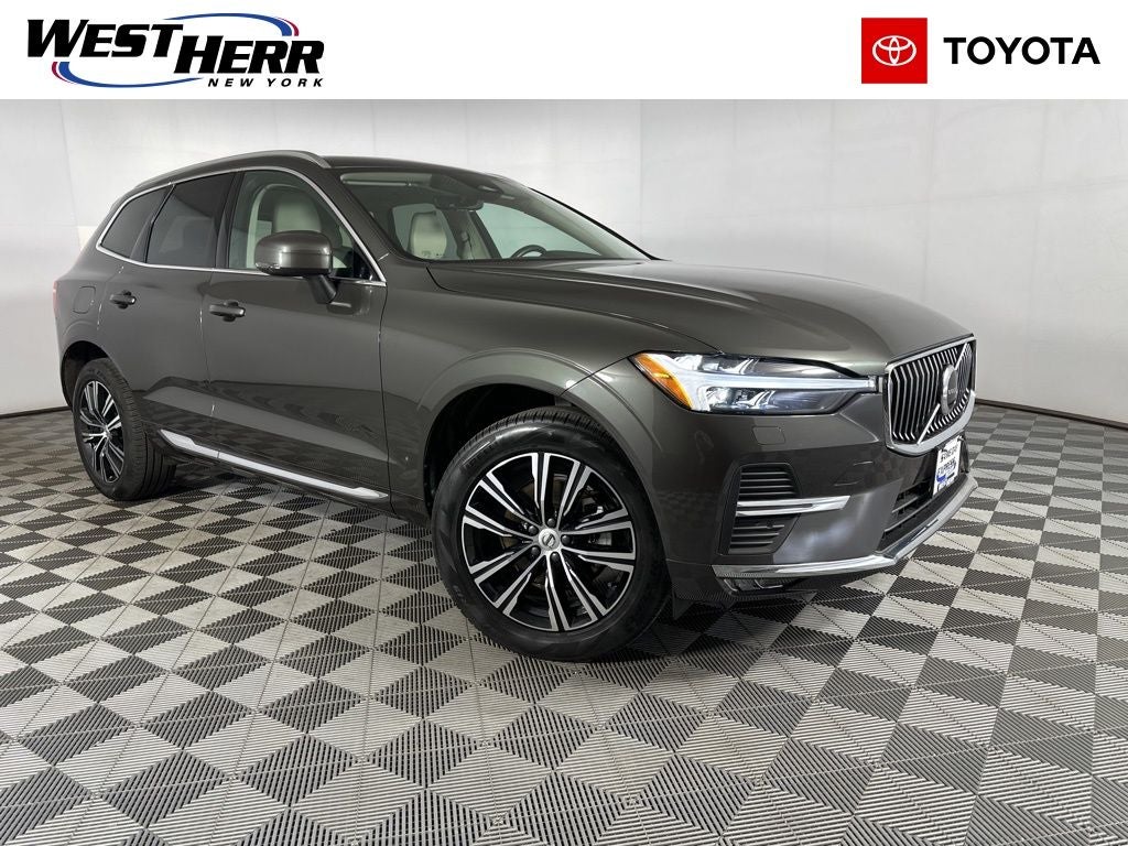 2022 Volvo XC60 B5 Inscription