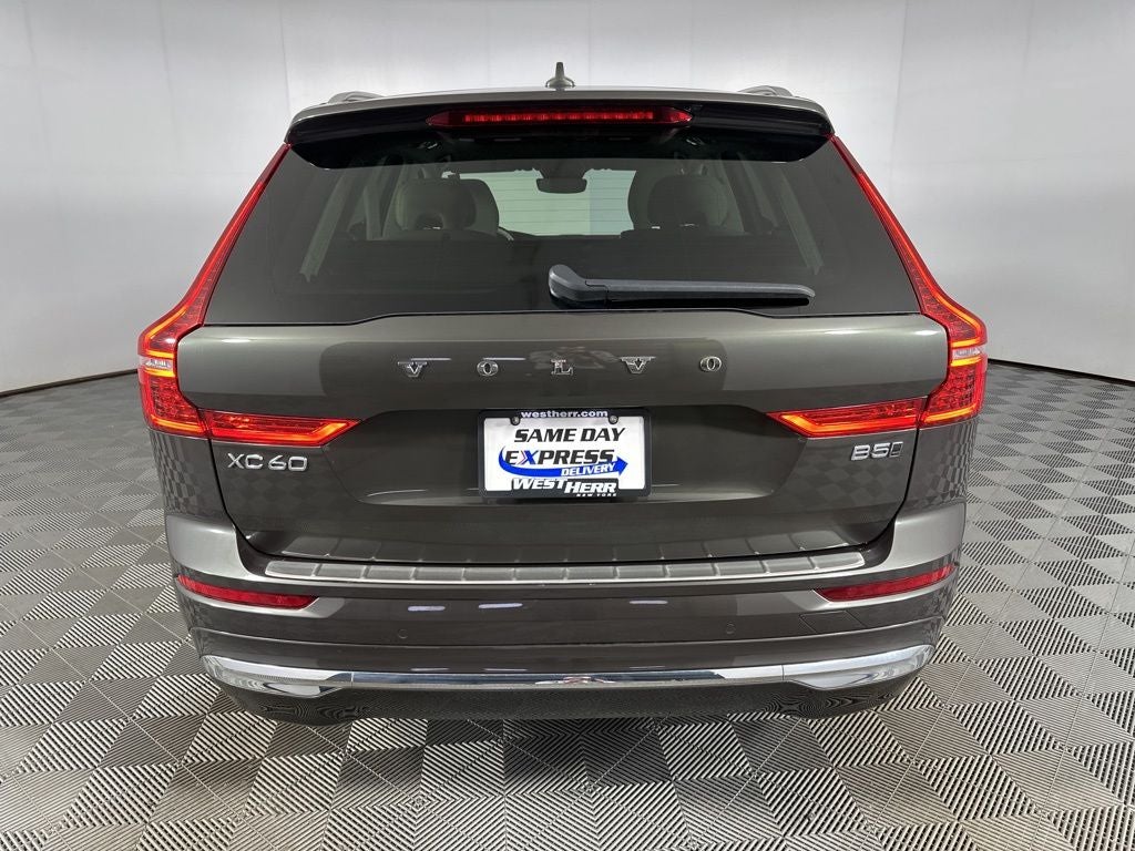 2022 Volvo XC60 B5 Inscription