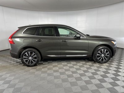 2022 Volvo XC60 B5 Inscription