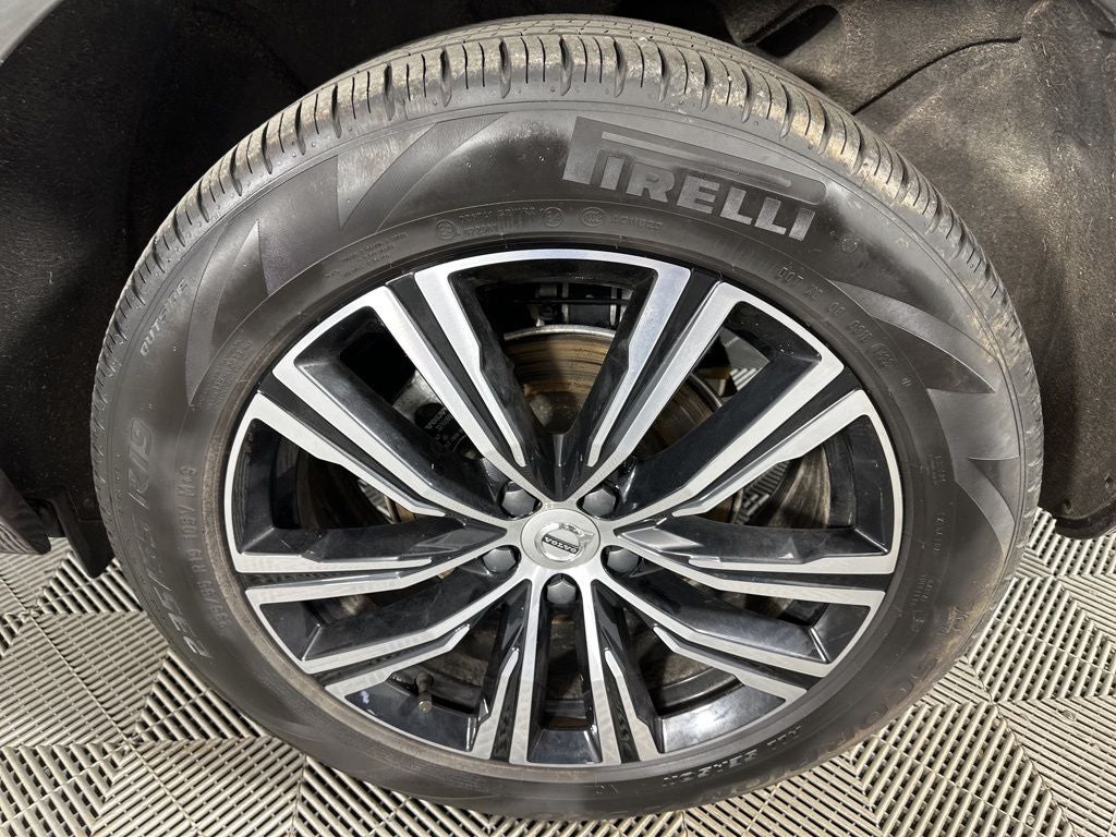 2022 Volvo XC60 B5 Inscription
